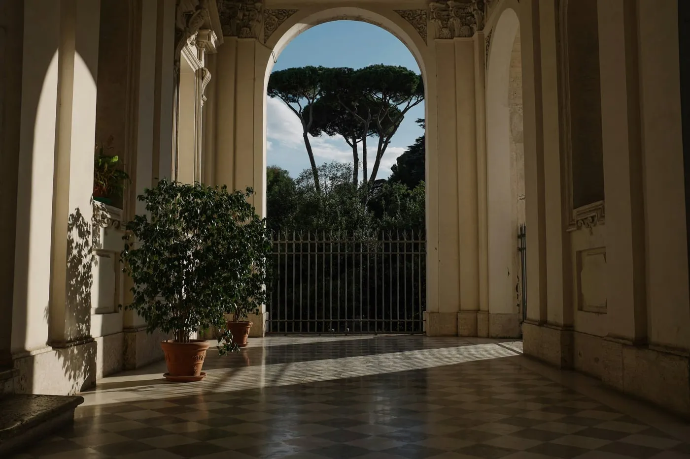 Camera Cortile, foto 2 di 2